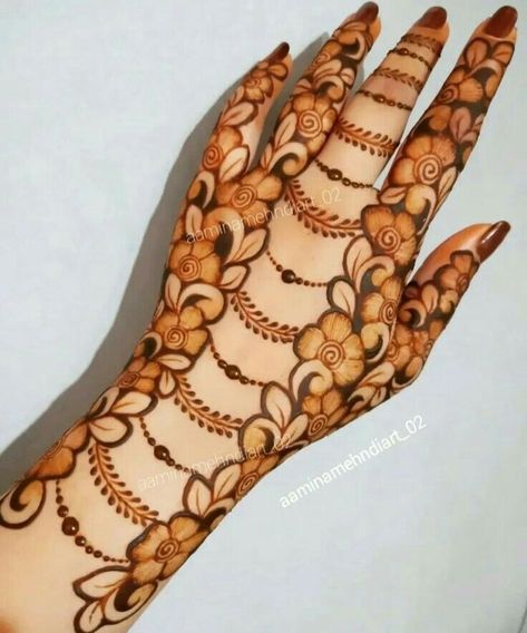 New Bridal Mehndi Designs Simple, Wedding Mehndi Designs Back Hand, Khafif Simple Mehndi Designs, New Bridal Mehndi Designs Unique, Arebic Mahendi Designs Latest Front Hand, Latest Mehndi Designs Unique Front, Modern Mehndi Designs Back Hand, New Mehndi Designs Unique Back, Unique Mehndi Designs Back Hand