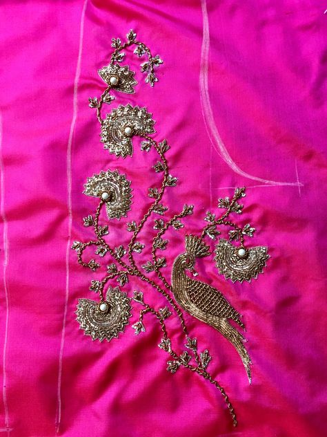 Nakshi Embroidery, Persian Embroidery, Pitta Work, Zardosi Embroidery, Gold Work Embroidery, Embroidery On Kurtis, Flower Drawing Design, Cutwork Embroidery, Handmade Embroidery Designs