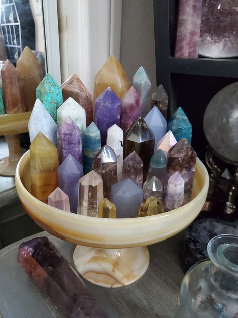 Crystal Tumble Display, Crystal Tower Display, Crystal Vendor Booth, Crystal Organization Display, Crystal Storage Ideas, Crystal Shop Interior, Crystal Display Ideas Diy, How To Display Rocks, Rock Display Ideas Diy