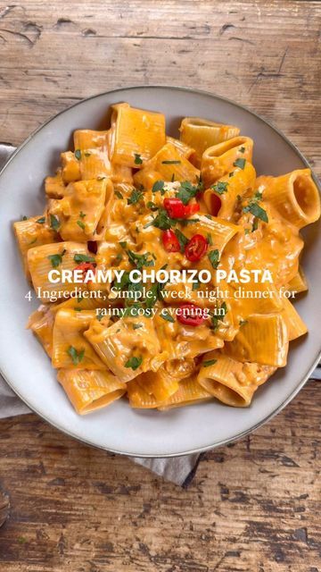 HARI BEAVIS on Instagram: "🧡4 Ingredient Creamy Chorizo Pasta🧡

Serves 2

INGREDIENTS 
•6-7 Garlic Cloves
• 150G Chorizo
•2 TBSP Tomato Puree
•250ML Double cream
•300G pasta

METHOD
1. Start by cooking your garlic and chorizo, let the chorizo oil release and then add the tomato puree.
2. Add your cream and mix it in and then let this simmer together until the sauce was thick and orange.
3. Add your pasta and mix it through this sauce, serve and enjoy 🧡" Pasta With Chorizo, Chorizo Pasta, Chorizo Recipes, Pasta Making, Tomato Puree, Double Cream, 4 Ingredient, The Sauce, 2 Ingredients