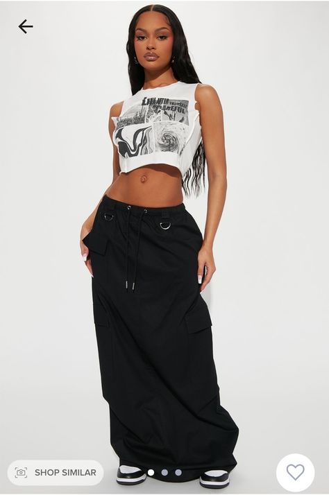 Black Cargo Skirt Outfit, Long Cargo Skirt Outfit, Black Cargo Skirt, Maxi Cargo Skirt, Cargo Skirt Outfit, Preppy Chic Outfits, 2023 Lookbook, Black Skirt Outfits, Long Jean Skirt