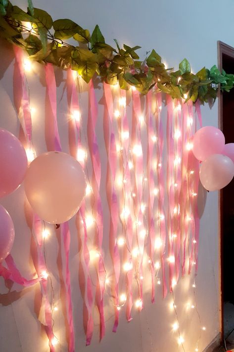 Birthday Decorations At Home Easy, Mummy Birthday Decoration Ideas, Easy And Simple Birthday Decoration, Decoration Ideas Party Birthday At Home, Pink Birthday Decorations At Home, Birthday Wall Decorations At Home, Simple Bday Decorations At Home, Decorating Ideas For Birthday At Home, Mother Birthday Decoration Ideas