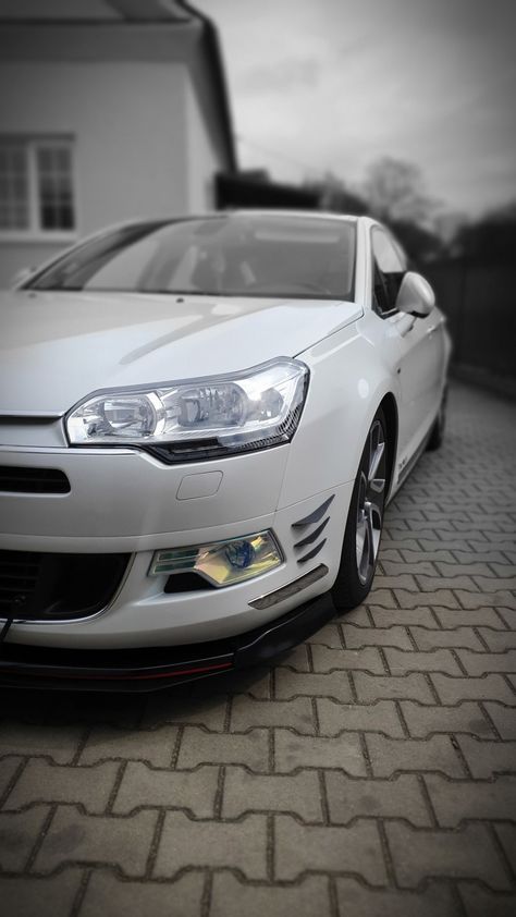 #citroen #citroenc5 #citroenc5tuning #escape6 #rdxdesign #omp #tuning #hydraulic #hydractiv Citroen C5, Citroën C4, Quick Saves, White, Instagram