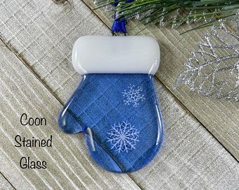 Hibbing Minnesota, Kids Christmas Tree, Glass Paint Markers, Blue Mittens, Mosaic Tiles Crafts, Christmas Ornament Tree, Christmas Stocking Ornament, Mitten Ornaments, Fused Glass Christmas