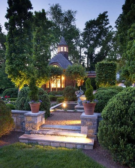 A well-lit walkway to the entrance of the home lends a warm and inviting feel. Image: Reed Brown Photography Backyard Spa, Backyard Patio Designs, Local Design, Garden Paths, Pool House, Landscape Architect, Outdoor Rooms, Patio Design, Backyard Patio