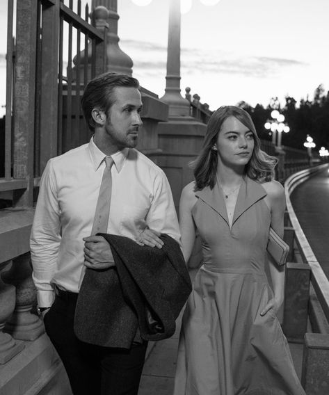 Movie Aesthetic Black And White, Ryan Gosling Black And White, La La Land Black And White, Black And White Movie Aesthetic, Black And White Movie Scenes, Black And White Movie Posters, Mia And Sebastian, Movie Black And White, Here's To The Fools Who Dream