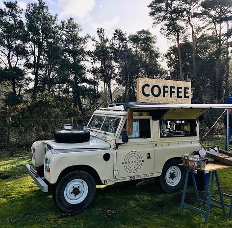 Coffee Truck Aesthetic, Car Coffee Shop, Coffee Booth, Mobile Coffee Cart, Coffee Food Truck, Mobile Cafe, Mobile Coffee Shop, Coffee Trailer, Coffee Van