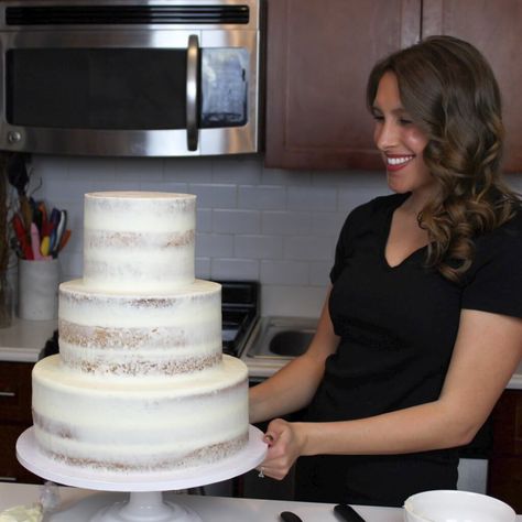 Making a wedding cake is a huge commitment!! There are a few things you should consider before you decide to make your own! Wedding Cake Portions, Wedding Cake Diy, Cake Portion Guide, Pastel Frozen, Cake Portions, How To Make Wedding Cake, Cake Diy, Diy Wedding Cake, Layer Cake Recipes