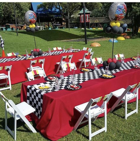 Hot Weels Decor Birthday, Cars Theme Birthday Party One, Cars Theme Birthday Party Outdoor, Race Cars Party Ideas, 2 Fast 2 Curious Birthday Balloon Arch, Race Cars Theme Birthday Party, Cars Theme Table Decor, Cars 3rd Birthday Party Ideas, Cars Land Birthday Party Ideas