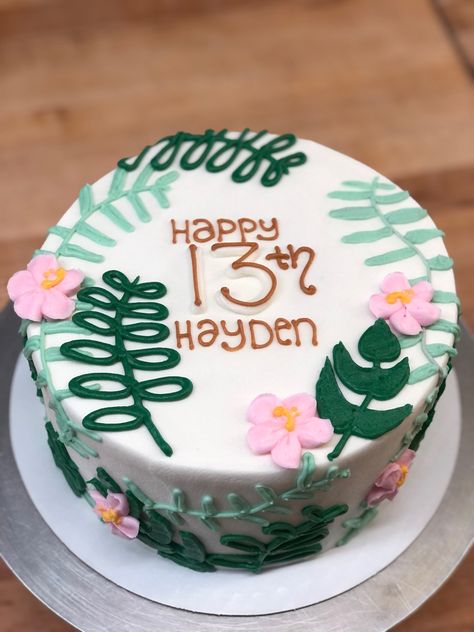 Simple Hawaiian Cake Ideas, Hawaiian Birthday Cake Simple, Luau Cake Ideas, Hawaiian Birthday Cake, Hawaiian Themed Cake, Hawaiian Theme Cakes, Hawaiian Birthday Cakes, Tropical Birthday Cake, Cookie Cake Designs