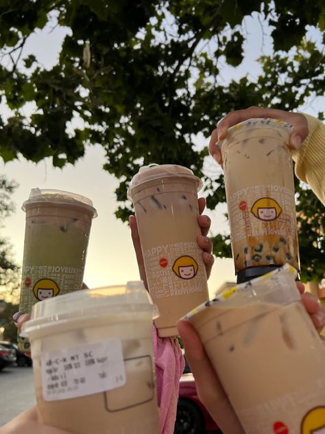 boba drinks from happy lemon boba shop Happy Lemon Milk Tea, Happy Lemon Boba, Milk Tea With Friends, Boba With Friends, Homeschool Vibes, Boba Matcha, Green Tea Milk, Aesthetic Boba, Brown Sugar Milk Tea