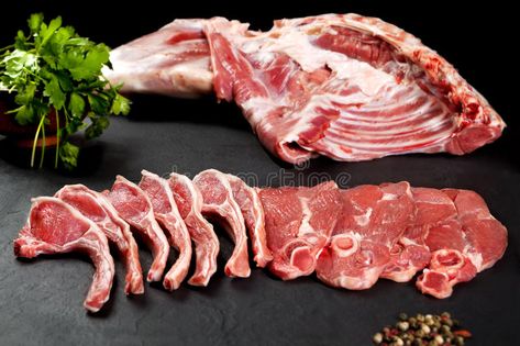 Medium Kitchen, Raw Meat, Barbecue Recipes, Fine Food, Barbecue Grill, Pork Chops, Food Photo, Fruits And Vegetables, Black Background