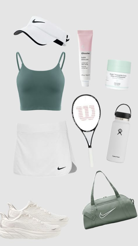 Tennis Fits Aesthetic, Look Beach Tennis, Preppy Sportswear, Preppy Tennis Outfits Aesthetic, Cute Tennis Fits, Aesthetic Tennis Outfit, Tennis Ootd, Beach Tennis Aesthetic, Tenis Outfits Sport Women