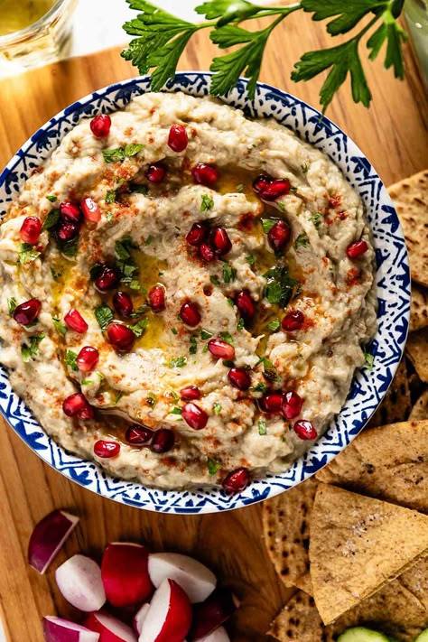 Baba Ganoush Recipe - Foolproof Living Baba Ghanouj Recipe, Babaganoush Recipe Authentic, Baba Ganoush Recept, Lebanese Appetizers, Roasted Whole Eggplant, Authentic Baba Ganoush Recipe, Arabic Dinner, Eggplant Tahini, Greenland Food