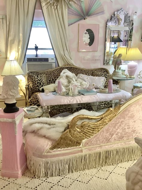 Cohesive Maximalism, 80s Entryway, Hollywood Glam Aesthetic Room, Pink Nyc Apartment, Maximalist Decor Pink, Eclectic Feminine Decor, Pink Mantle Decor, Girly Maximalist Bedroom, Vintage Eclectic Maximalism