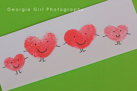 Love and Lollipops: Fingerprint Fun Family Thumbprint Art, Valentine Thumbprint Art, Family Fingerprint Art, Thumbprint Bookmark, Thumbprint Valentines, Finger Print Art Ideas, Thumb Print Heart, Thumb Print Art, Heart Thumbprint