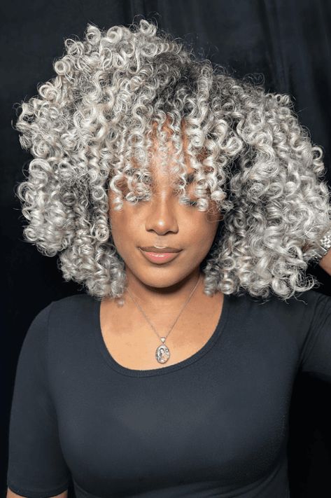 glamorous, curly hair, formal occasions Silver Curly Hair, Fancy Curly Hairstyles, Hairstyles For Special Occasions, Curly Silver Hair, Curly Hair Looks, Curly Hair Ideas, Shoulder Length Curls, Gorgeous Gray Hair, Crochet Braids Hairstyles