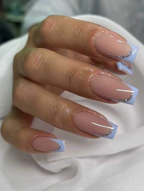 Basic Blue Nail Designs, Bright Blue And White Nails, Girly Acrylic Nails Blue, Basic Nail Inspo Summer, Chrimbo Nails, Pale Blue Nails With Design, Blue Medium Nails, Blue Baby Shower Nails, Baddie Nails Acrylic Blue