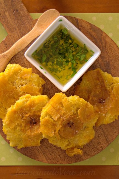 Cuban Potatoes, Cuban Tostones, Mojo For Tostones, Tostones Puerto Rican, Puerto Rican Tostones, Mojo Sauce, Fried Plantains, Plantain Recipes, Ripe Plantain