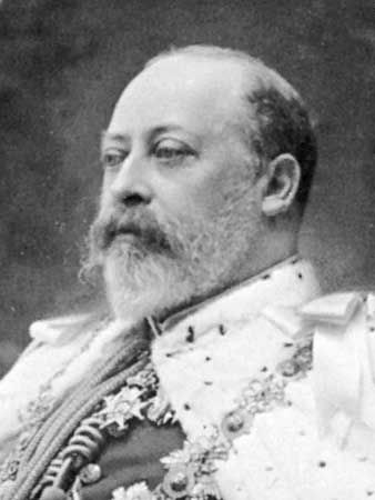 Edward VII, king of the United Kingdom of Great Britain and Ireland from 1901 to 1910. Queen Victoria Children, Coronation Robes, Alexandra Of Denmark, Queen Alexandra, King Edward Vii, King George V, English Royalty, John Brown, King Edward