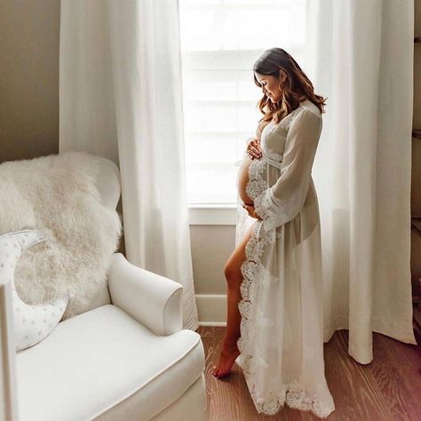 4 stylish mama-approved robes to wear for your maternity photos Maternity Shoot Outfit, Pregnancy Photo Shoot, Maternity Lounge Wear, Pregnancy Photo, Wedding Robe, Maternity Gowns, Stylish Maternity, White Chiffon, Maternity Shoot