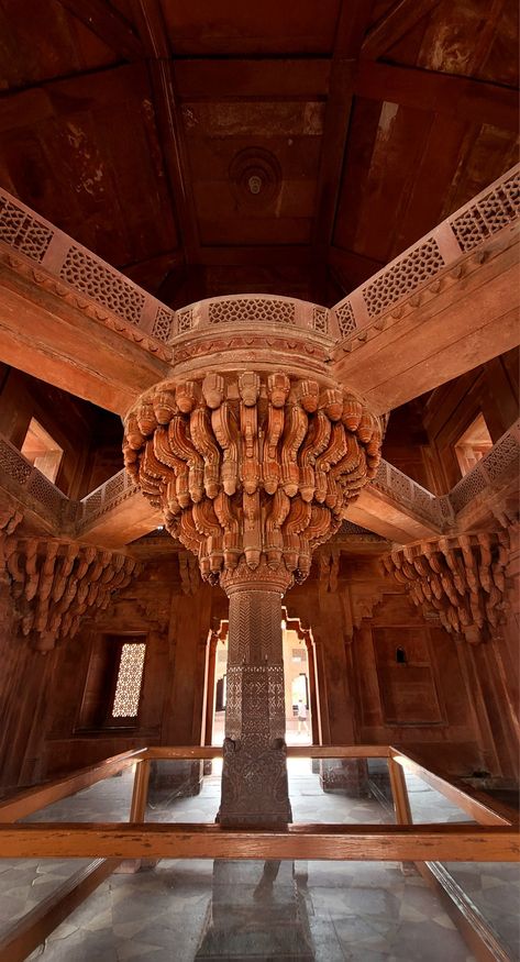 Fatehpur Sikri Architecture, Udaipur Aesthetic, Delhi Architecture, Delhi Aesthetic, Fatehpur Sikri, Travel Infographic, Asian Architecture, Travel India, Fantasy Book