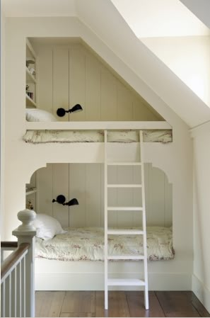 Super fun sleep area for a small living space! Cool Bunk Beds For Kids, Small Sleeping Spaces, Små Rum Lidt Plads, Pretty Homes, Bunk Beds Built In, Building Inspiration, Bunk Rooms, Built In Bunks, Cool Bunk Beds