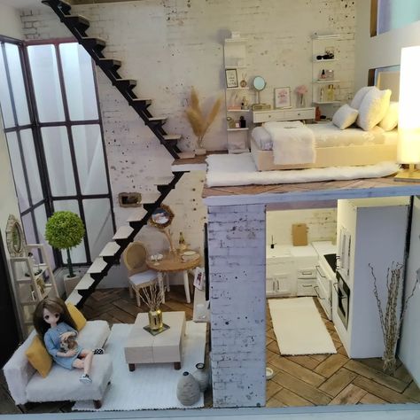 Loft Dollhouse, Miniatures Diy, House Crafts, Doll House Crafts, Modern Loft, Miniature Diy, Barbie House, Miniature Houses, Diy Dollhouse Furniture