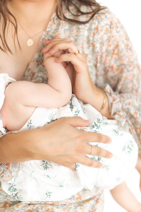 Even nursing sessions have become so special to me as I just stopped nursing my little Macy. And I absolutely love Sally, and being able to get together to be creative and capture the sweet moments of motherhood…IT FILLS MY SOUL WTH JOY! Nursing Mom Photoshoot, Nursing Session Photography, Nursing Photoshoot Breastfeeding, Breastfeeding Photoshoot Ideas At Home, Studio Mommy And Me, Breastfeeding Photoshoot Ideas, Summer Baby Pictures, Nursing Pics, Nursing Photoshoot