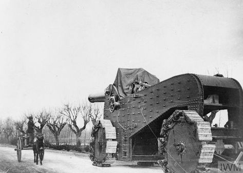 THE ITALIAN ARMY ON THE ITALIAN FRONT, 1915-1918 pictured - The obice da 305/17 Damaged Tanks, Ww1 Tanks, Operation Barbarossa, Soviet Tank, Italian Army, Russian Tanks, German Soldiers Ww2, Military Armor, Ww2 Tanks