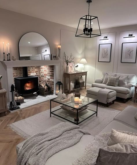 Cosy Grey And White Living Room, Living Room Panelling Fireplace, Neutral Lounge Ideas, Cosy Neutral Living Room, Front Room Ideas Cosy, Grey And Cream Living Room, Lounge With Fireplace, Kitchen Design Boho, Fireplace Lounge