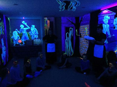 Brynn's 11th Blacklight Disney's Haunted Mansion Party | CatchMyParty.com Haunted Mansion Birthday, Blackout Party, Haunted Mansion Party, Hunted Mansion, Mansion Party, Halloween Camping, Haunted Mansion Halloween, Halloween Forum, Mansion Ideas