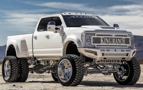 F 450 Super Duty, Ford F 250 Super Duty King Ranch, Ford F350 Super Duty Dually, Lifted Dually Trucks, King Ranch Truck, Ford King Ranch, Ford F450 Super Duty, Ford Super Duty Trucks, Big Ford Trucks