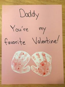 Handmade Valentine's Day Card craft for toddlers. Cute gift idea for daddy Valentine Gift For Dad, Toddler Valentine Crafts, Pinterest Valentines, Roses Valentine, Craft For Toddlers, Valentines For Daughter, Husband Valentine, Valentine Gifts For Husband, Toddler Valentines