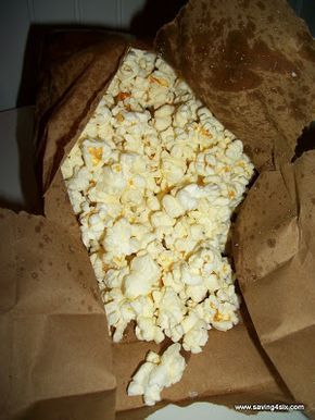 Microwave Kettle Corn I love me some kettle corn, can't wait to try this! Microwave Kettle Corn Recipe, Kettle Corn Recipe Microwave, Microwave Kettle Corn, Kettle Corn Recipe, Popcorn Recipes Easy, Calorie Snacks, Dessert Recipies, Kettle Corn, Snack Mix Recipes