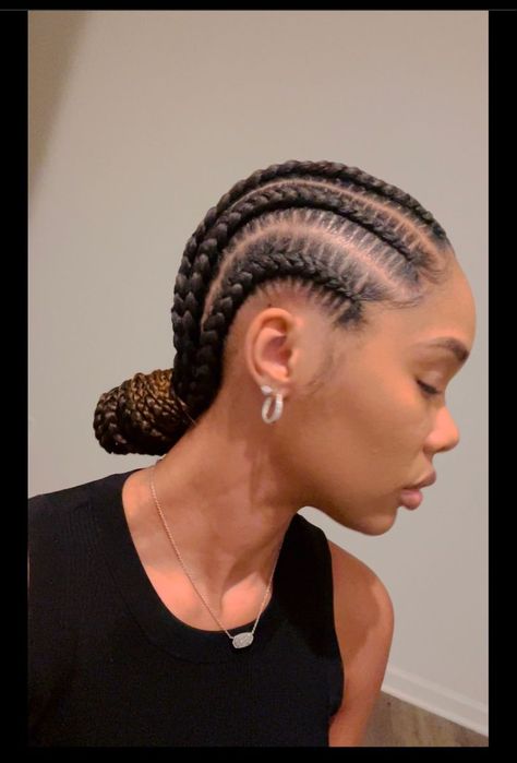 6 neat stitch braids into bun • Stitch braid hairstyles • Stitch braid cornrows with bun • Stitch braids black girl Flat Cornrow Hairstyles, Cornrows With A Bun, Corn Row Braids Bun, 6braids Hairstyle, Thick Stitch Braids, Straight Back Cornrows With Bun, 6 Straight Back Feed In Braids With Curls, Stitch Braids 4c Hair, Corn Row Bun Black Women