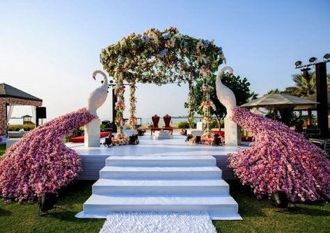 Cocktail Night Decor, Mandap Decoration Ideas, Floral Entrance, Weddings Decorations Elegant Romantic, Mandap Decoration, Mandap Design, Night Decor, Best Destination Wedding, Destination Wedding Ideas