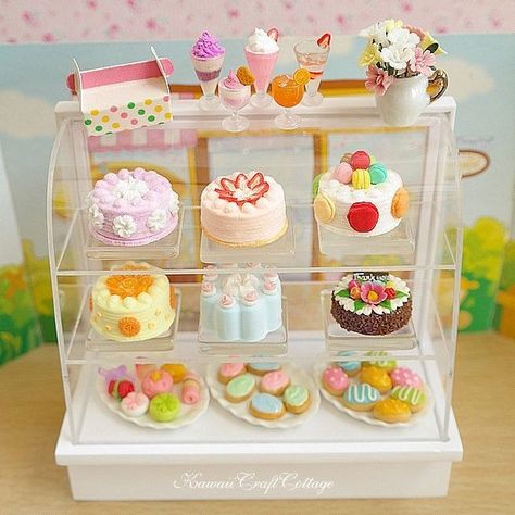 Bakery Cabinet, Assorted Pastries, Miniatures Display, Cream Drinks, Pink Dollhouse, Barbie Dollhouse, Ice Cream Drinks, Middie Blythe, Food Bakery