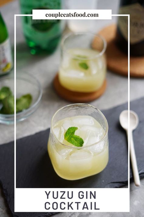 Tumbler glass of yuzu gin cocktail topped with a mint leaf, on a charcoal stone platter. Resep Koktail, Lemon Water Before Bed, Lemon Juice Benefits, Hot Lemon Water, Mint Simple Syrup, Tonic Recipe, Gin Recipes, Gin Drinks, Lemon Water Benefits