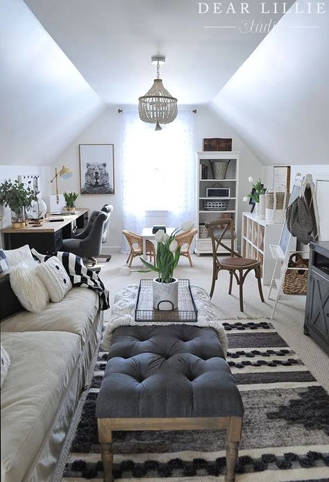 Bonus Room Decorating, Bonus Room Design, Attic Renovation Ideas, Upstairs Loft, Attic Design, Attic Bedrooms, Interior Minimalista, Attic Spaces, Attic Renovation