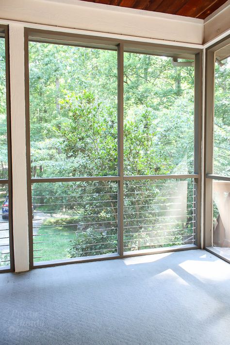 Screened In Porch Paint Color Ideas, Screen Porch With Cable Railing, Colorful Screened In Porch, Screened In Porch With Railing, Screened Porch Railing Ideas, Screen Porch Wall Ideas, Screened In Porch Railing, Screened Porch Railing, Screened In Porch Flooring