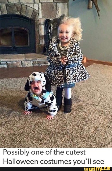 OMG :) Costumes For Sisters, Halloween Costumes For Sisters, Sister Halloween Costumes, Sibling Halloween Costumes, Baby Kostüm, Cruella Deville, Fantasias Halloween, 웃긴 사진, Cute Halloween Costumes