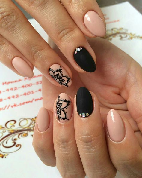 Mandala Nails Boho, Zen Nails, Mandala Nails, Nail Hacks, Witch Nails, Boho Nails, May Nails, Manifestation Meditation, Nail Time