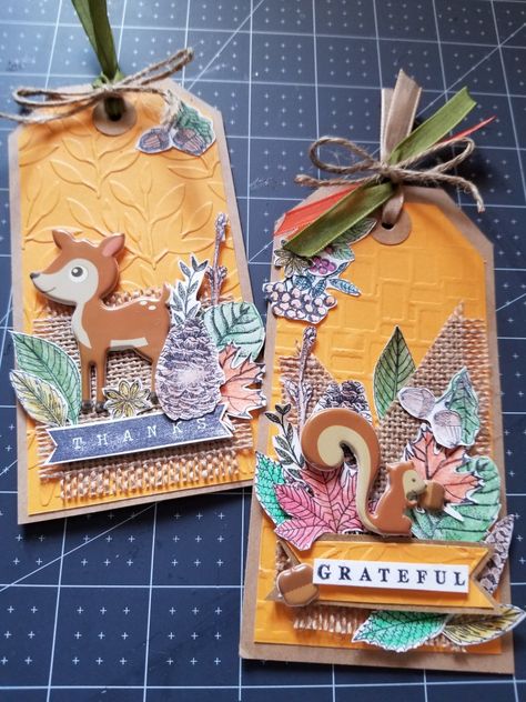 Fall Embellishments Diy, Embelishments Ideas, Fall Embellishments, Fall Tags, Fall Scrapbook Layouts, Embellishments Diy, Paper Embellishments, Embellishment Diy, Fall Scrapbook