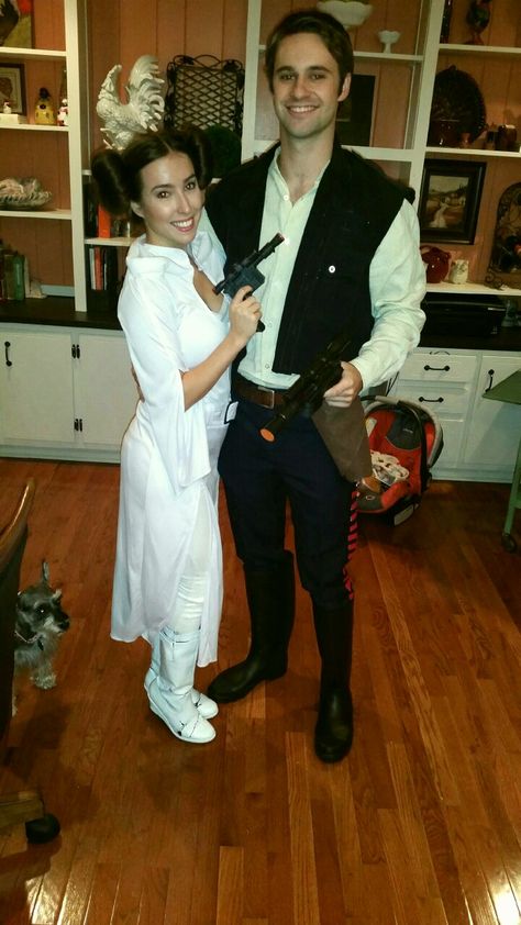 Perfect Princess Leia and Han Solo Halloween costume. Couples costume star wars inspired cos play for couples. Han And Leia Costume Halloween, Hans And Leia Costume, Princess Leia Couples Costume, Leia Han Solo Costume, Couples Halloween Costume Star Wars, Hans Solo Costume Diy, Star Wars Leia Costume, Hans Solo And Princess Leia Costumes, Couple Halloween Costumes Star Wars