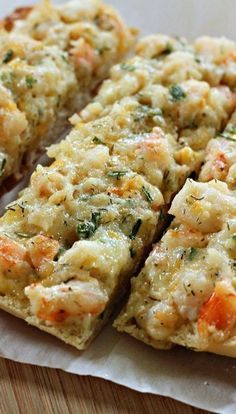 Crab Melts, Cheesy Shrimp, Ciabatta Bread, Crab Recipes, Shrimp Dishes, Appetizers And Dips, Snacks Für Party, Samosa, Seafood Dishes