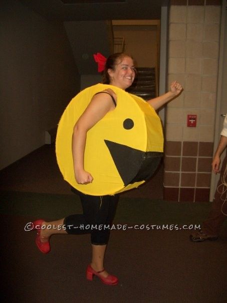 Ms Pacman Costume, Pacman Costume, Halloween Office Ideas, Ms Pacman, Costume Closet, Halloween Office, Hula Hoops, Red Gloves, Homemade Costumes