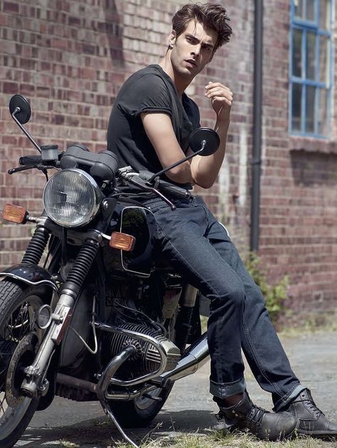 Bike poses Motorcycle Outfit Men, Motorcycle Shoot, John Kortajarena, Motorcycle Photo Shoot, Fashion Cowok, Biker Photography, Male Pose, Mode Rock, Mode Pop