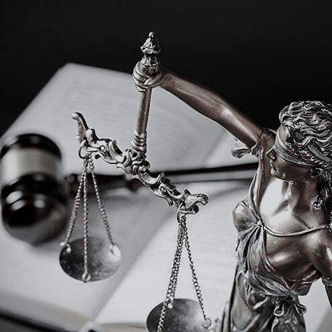 Scale Aesthetic Justice, Law Pictures Justice, Lawyer Art Wallpaper, Attorney Aesthetic, Tiefling Sorcerer, Twisted Hate, Types Of Psychology, Law School Life, Law School Inspiration