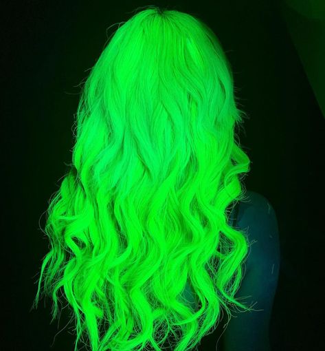 Jose Inland Empire Hairstylist on Instagram: “Black light hair is still my fave @pravana  #neongreen #neongreenhair #pravana #dopestyles #spookyhair #dopestyles #blacklighthair…” Superstitious Party, Black Light Hair, Neon Green Hair Color, Bright Green Hair, Black And Green Hair, Green Hair Color, Neon Green Hair, Glowing Hair, Rave Hair